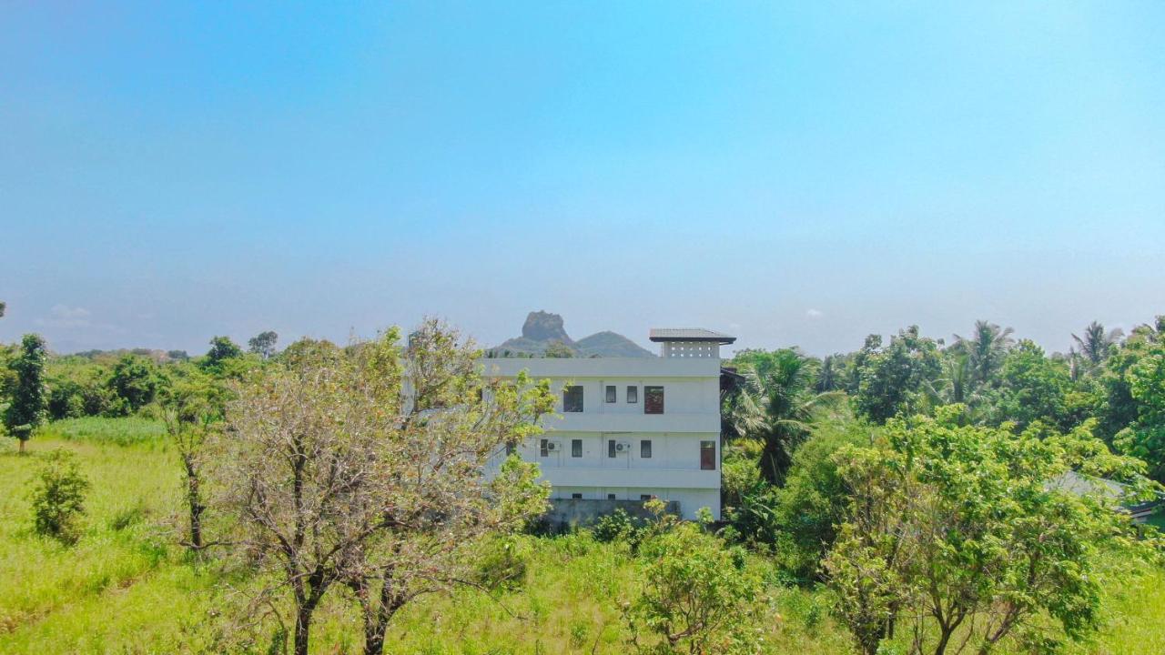 Sigiri Sierra View Resort シギリヤ エクステリア 写真